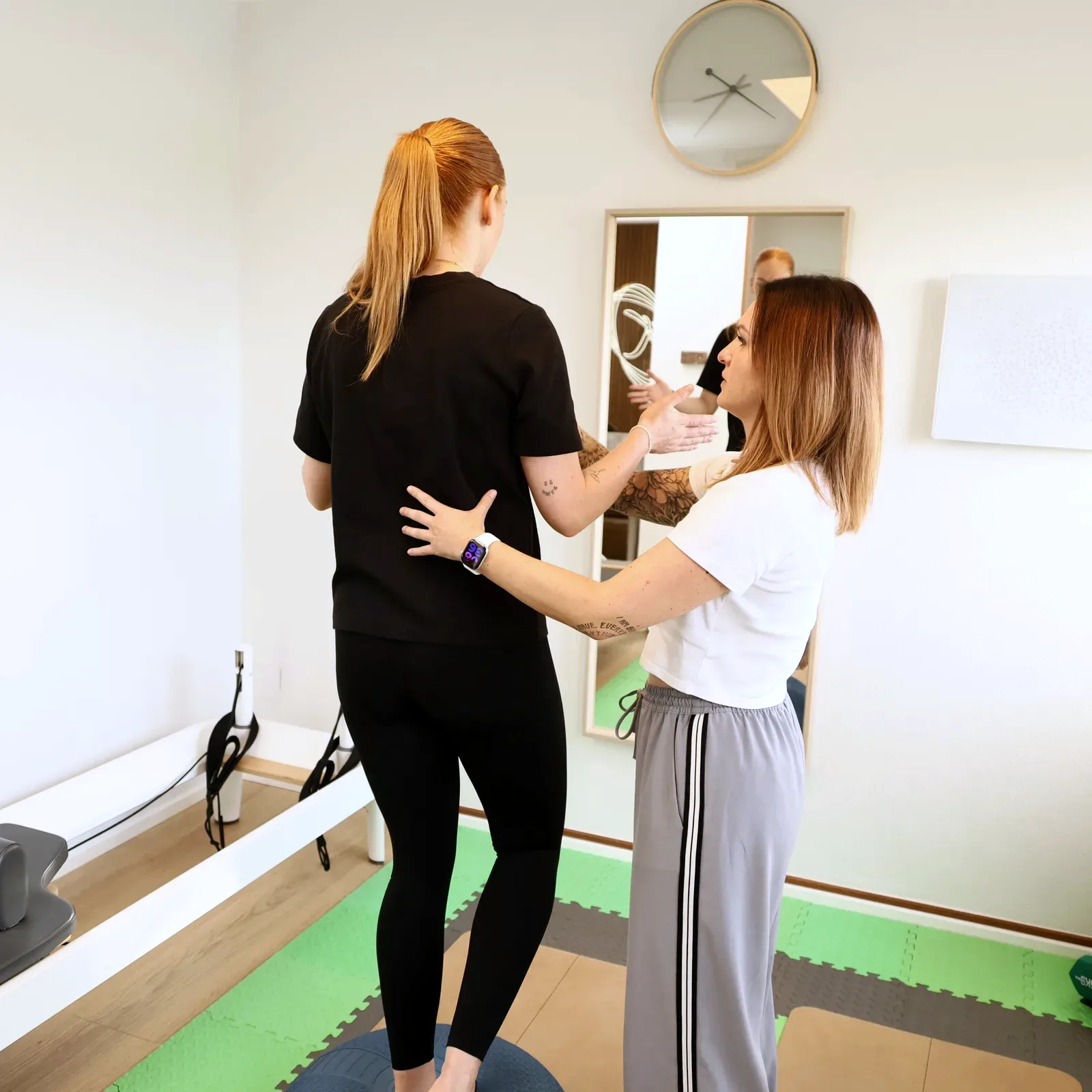 Physiotherapie bei Therakura — Behandlungssituation