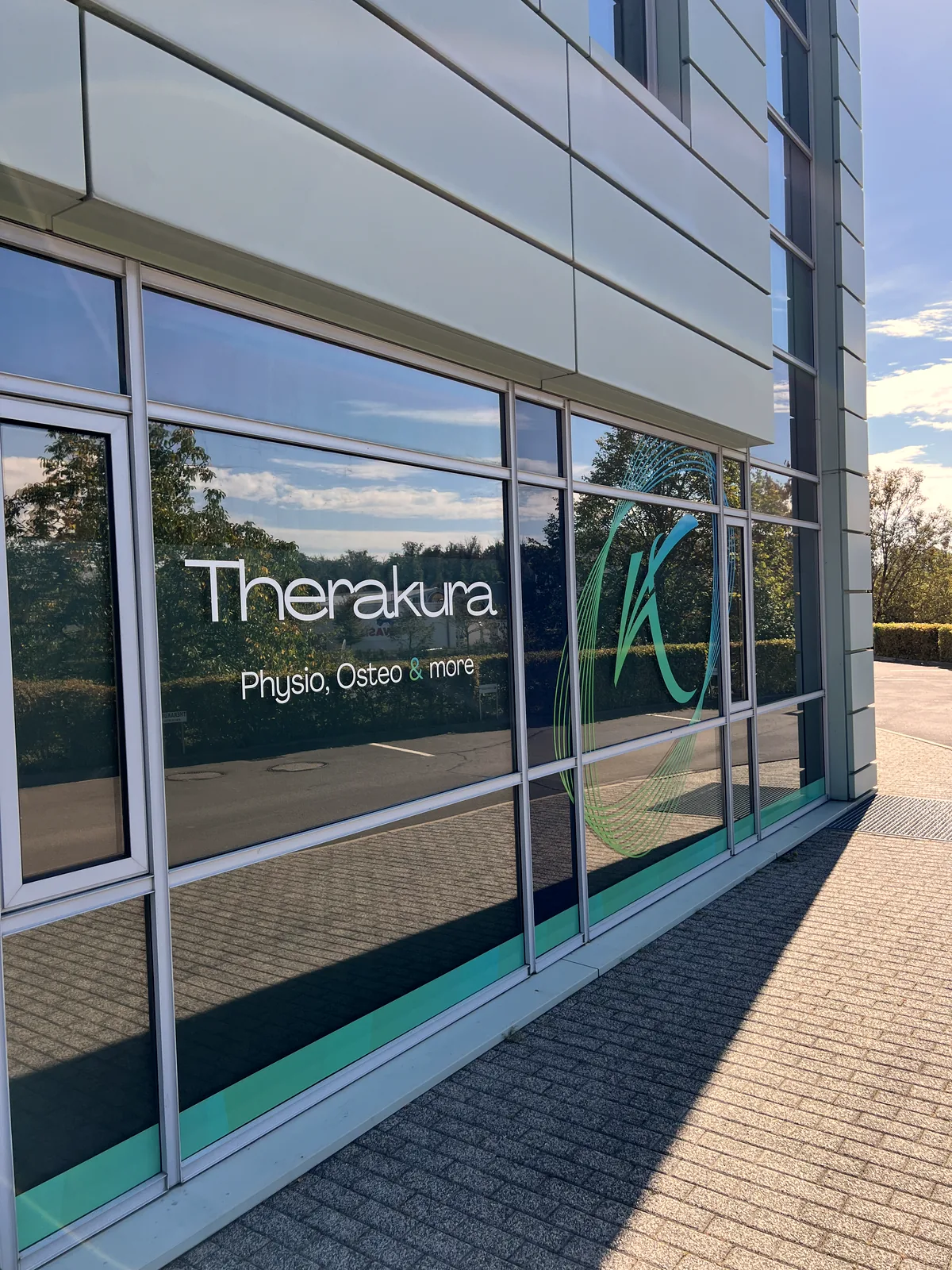 Therakura Contern — Außenbereich